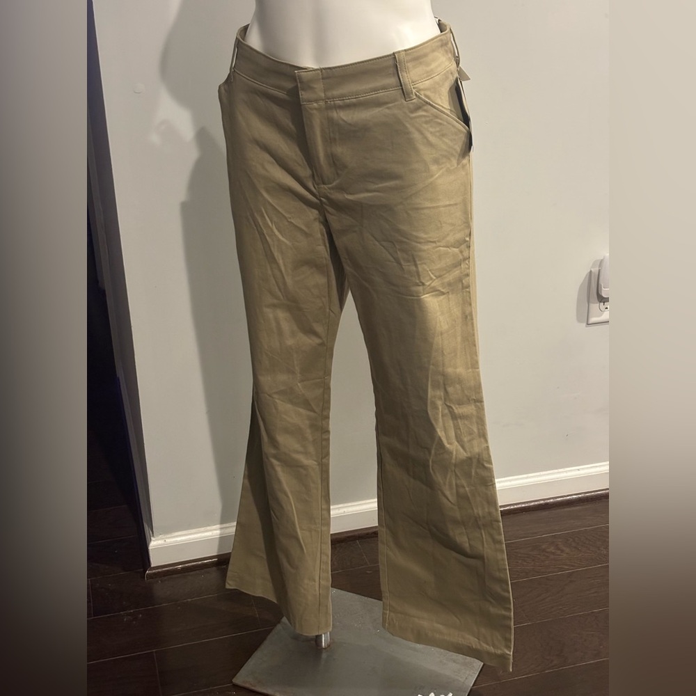 Dickies Women’s Relaxed Flex Twill Khaki Tan Pants